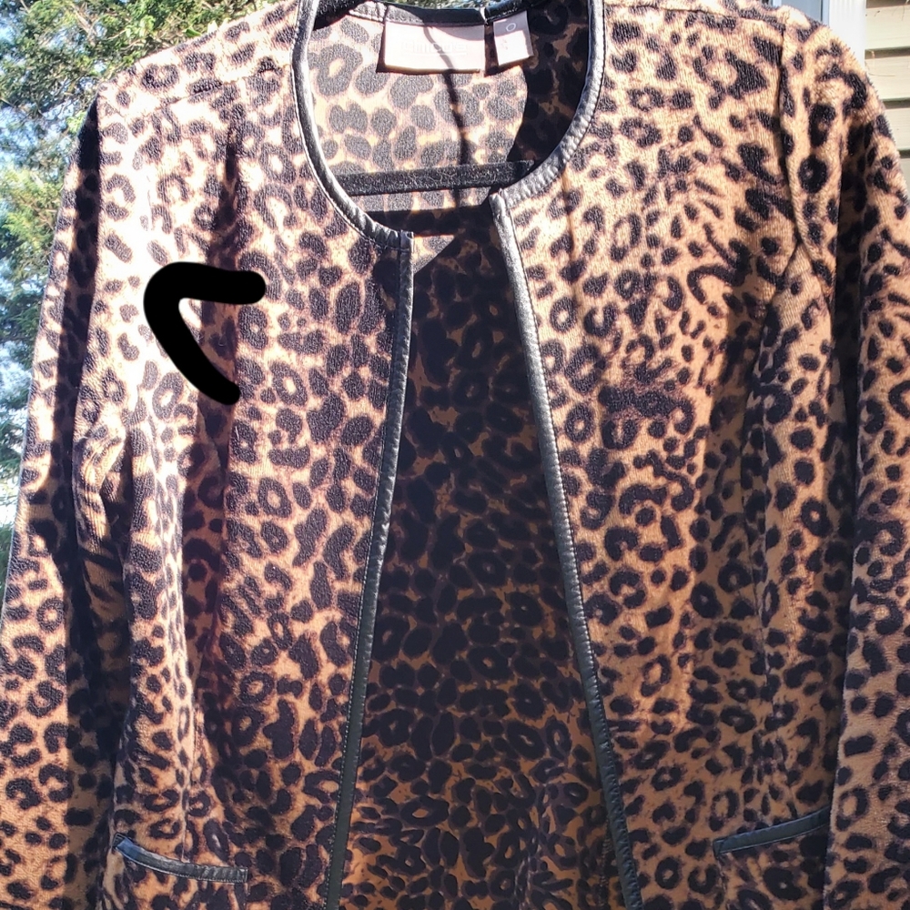 Jacket.Chicos.leopard print size 0 (approx size 8)
